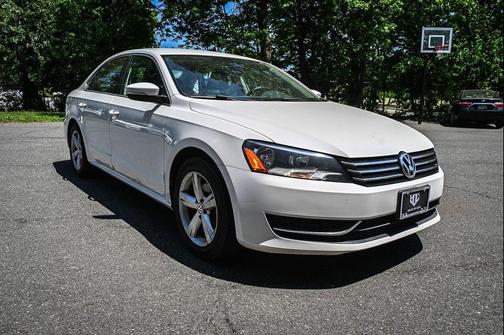2013 Volkswagen Passat 2.5 SE