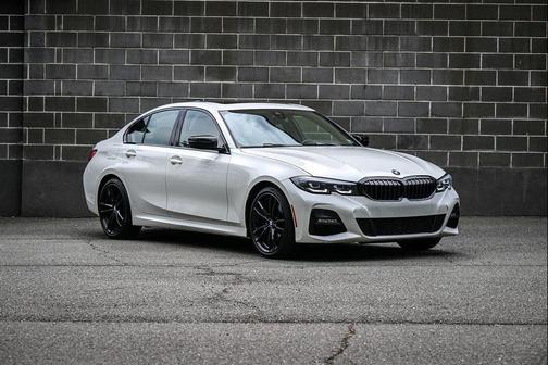 Alpine White 2022 BMW 330 xDrive