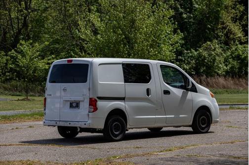 2020 Nissan NV200 SV
