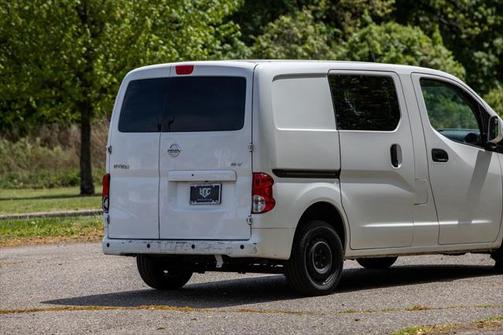 2020 Nissan NV200 SV
