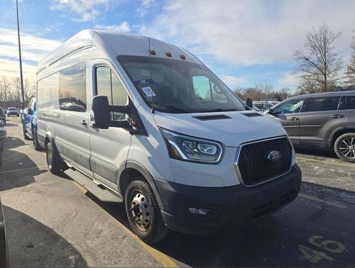 2022 Ford Transit-350 Base