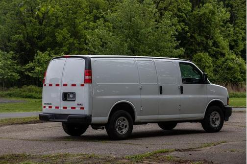 2022 GMC Savana 2500 Work Van