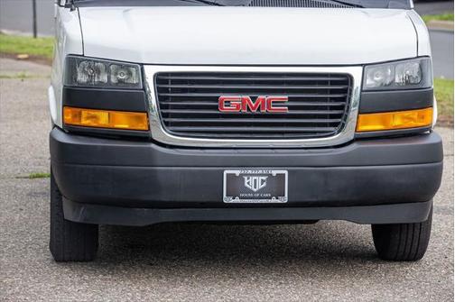 2022 GMC Savana 2500 Work Van