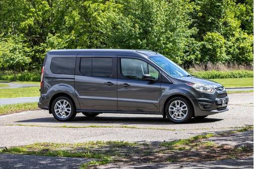 2017 Ford Transit Connect XLT