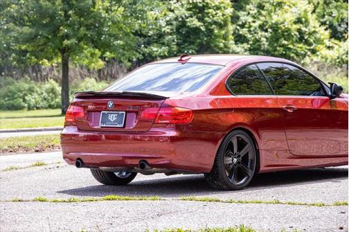 2012 BMW 335 335i