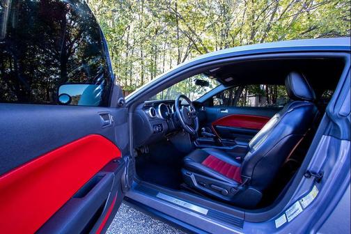 2007 Ford Shelby GT500 Base