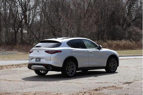 2018 Alfa Romeo Stelvio Ti Sport