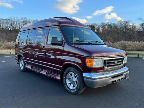 2005 Ford E150 Cargo