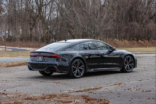 2021 Audi RS 7 4.0T