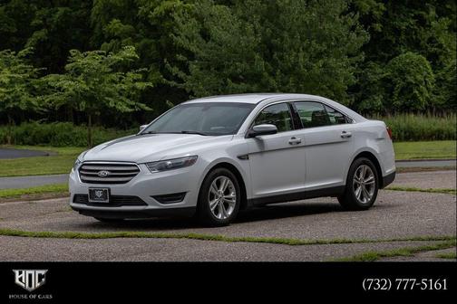 2014 Ford Taurus SEL