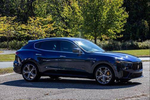 2022 Maserati Levante Modena