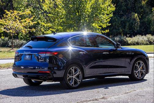 2022 Maserati Levante Modena