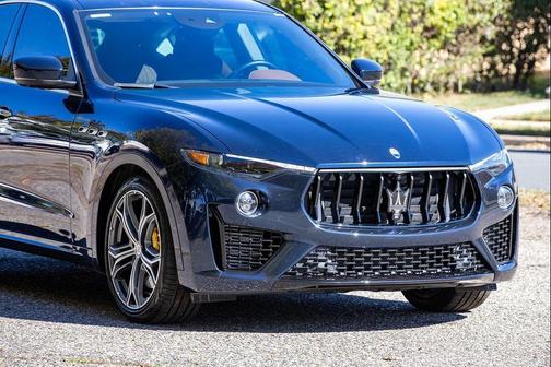 2022 Maserati Levante Modena