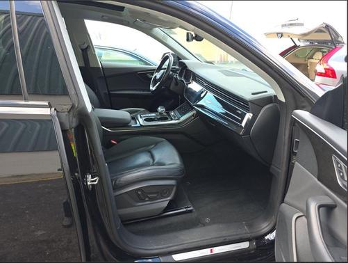 2021 Audi Q8 55 Premium Plus