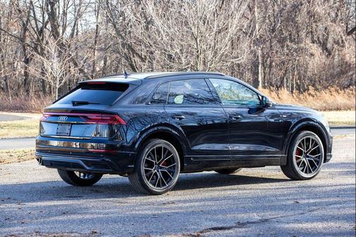 2021 Audi Q8 55 Premium Plus