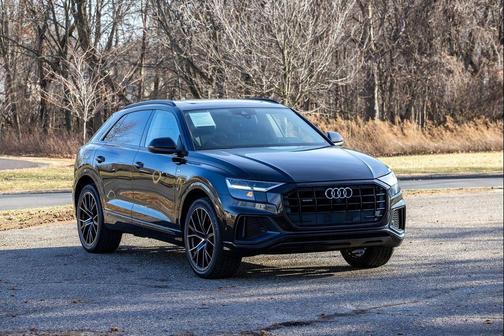2021 Audi Q8 55 Premium Plus