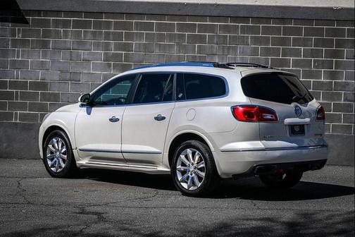 White Diamond Tricoat 2013 Buick Enclave Premium
