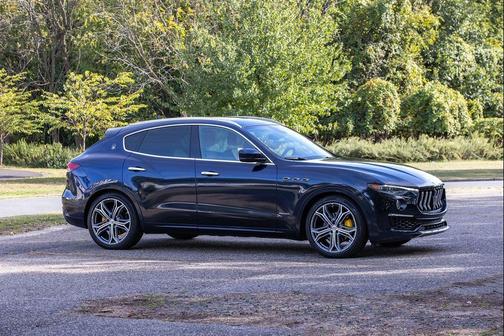 2021 Maserati Levante Base