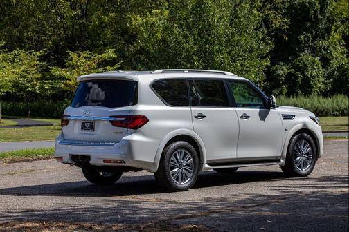 2019 INFINITI QX80 Luxe