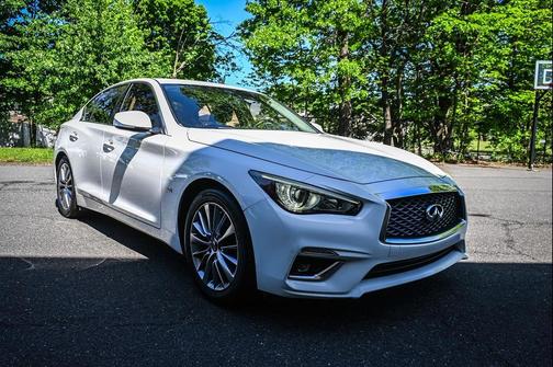 Pure White 2018 INFINITI Q50 3.0t LUXE