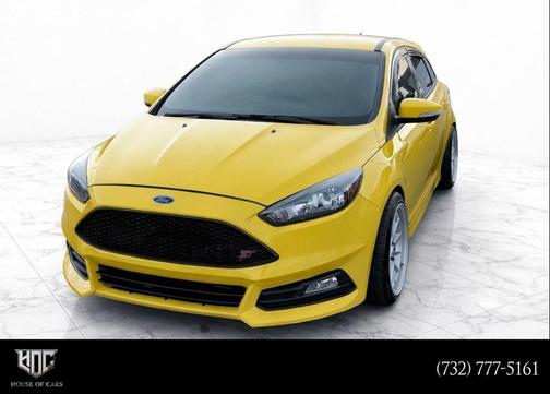 2018 Ford Focus ST 