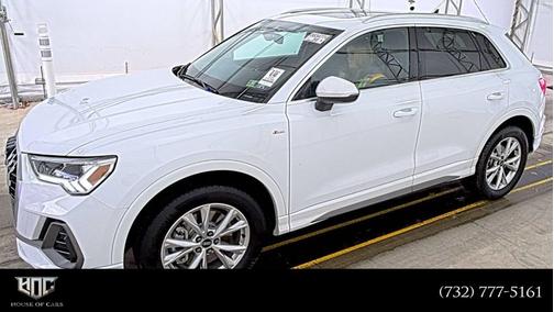 2024 Audi Q3 Premium 45 TFSI S line quattro Tiptronic