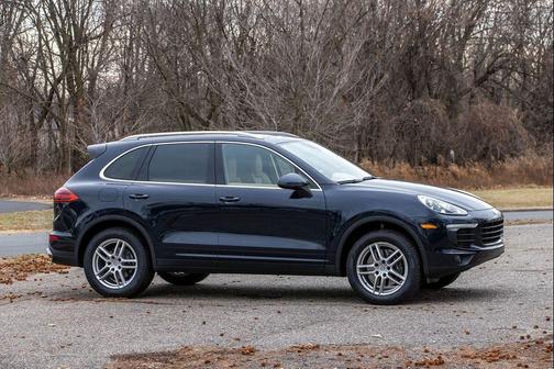 2016 Porsche Cayenne Cayenne