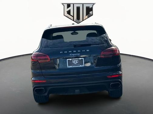 2016 Porsche Cayenne Cayenne