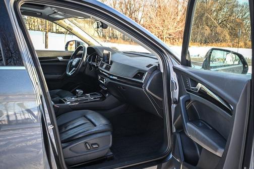 2018 Audi Q5 2.0T Premium Plus