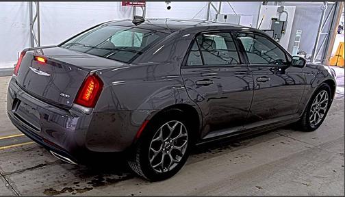 2018 Chrysler 300 S