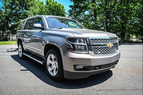 Pepperdust Metallic 2017 Chevrolet Tahoe LT
