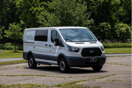 2017 Ford Transit-250 Base