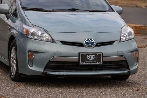 2013 Toyota Prius Plug-in Base