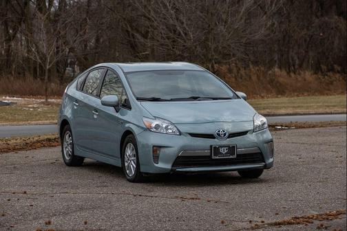 2013 Toyota Prius Plug-in Base