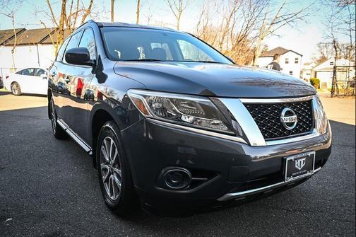 2013 Nissan Pathfinder SV