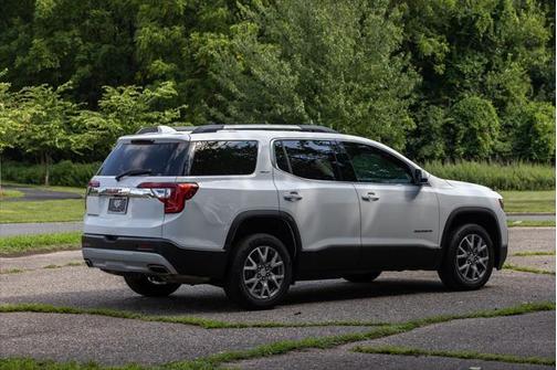 2020 GMC Acadia FWD SLT