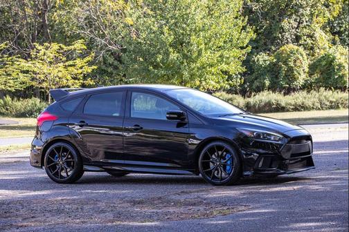 2017 Ford Focus RS Base