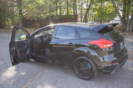 2017 Ford Focus RS Base