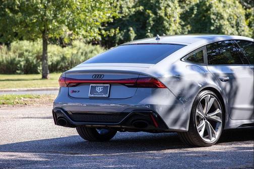 2021 Audi RS 7 4.0T
