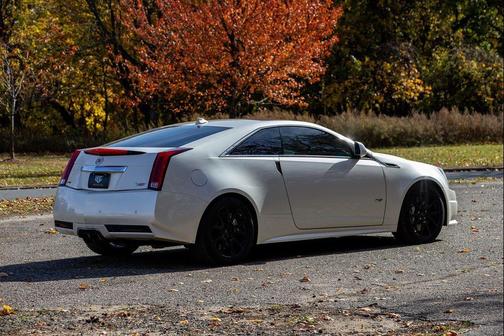 2011 Cadillac CTS-V Base