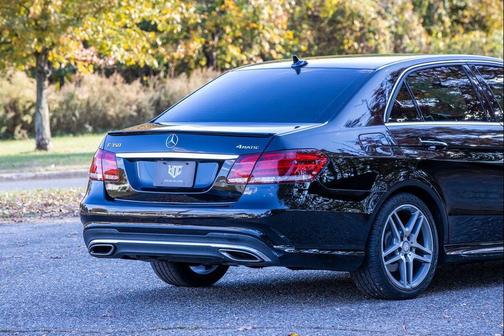 2015 Mercedes-Benz E-Class 4MATIC