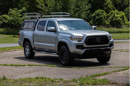 2022 Toyota Tacoma SR