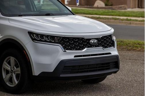 2021 Kia Sorento LX