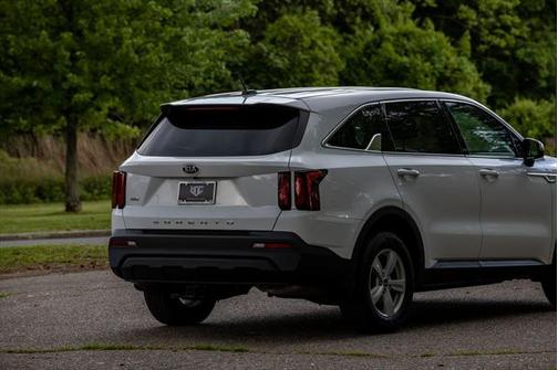 2021 Kia Sorento LX