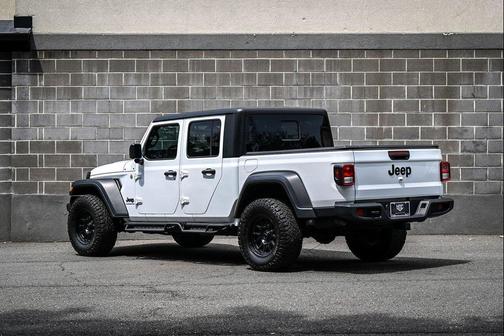 Bright White Clearcoat 2020 Jeep Gladiator Sport S