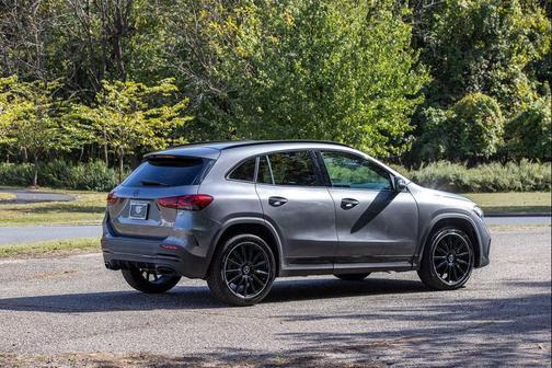2021 Mercedes-Benz GLA 250 Base 4MATIC