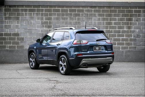 Slate Blue Pearlcoat 2020 Jeep Cherokee Limited