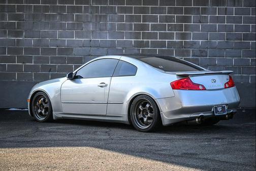 2004 INFINITI G35 Base
