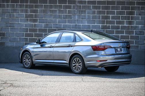 Platinum Gray Metallic 2021 Volkswagen Jetta 1.4T S