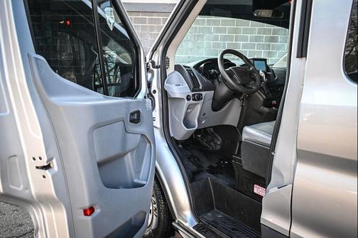 2017 Ford Transit-350 XL